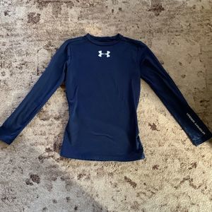 Under Armour navy blue cold gear fitted long sleeve shirt size youth small